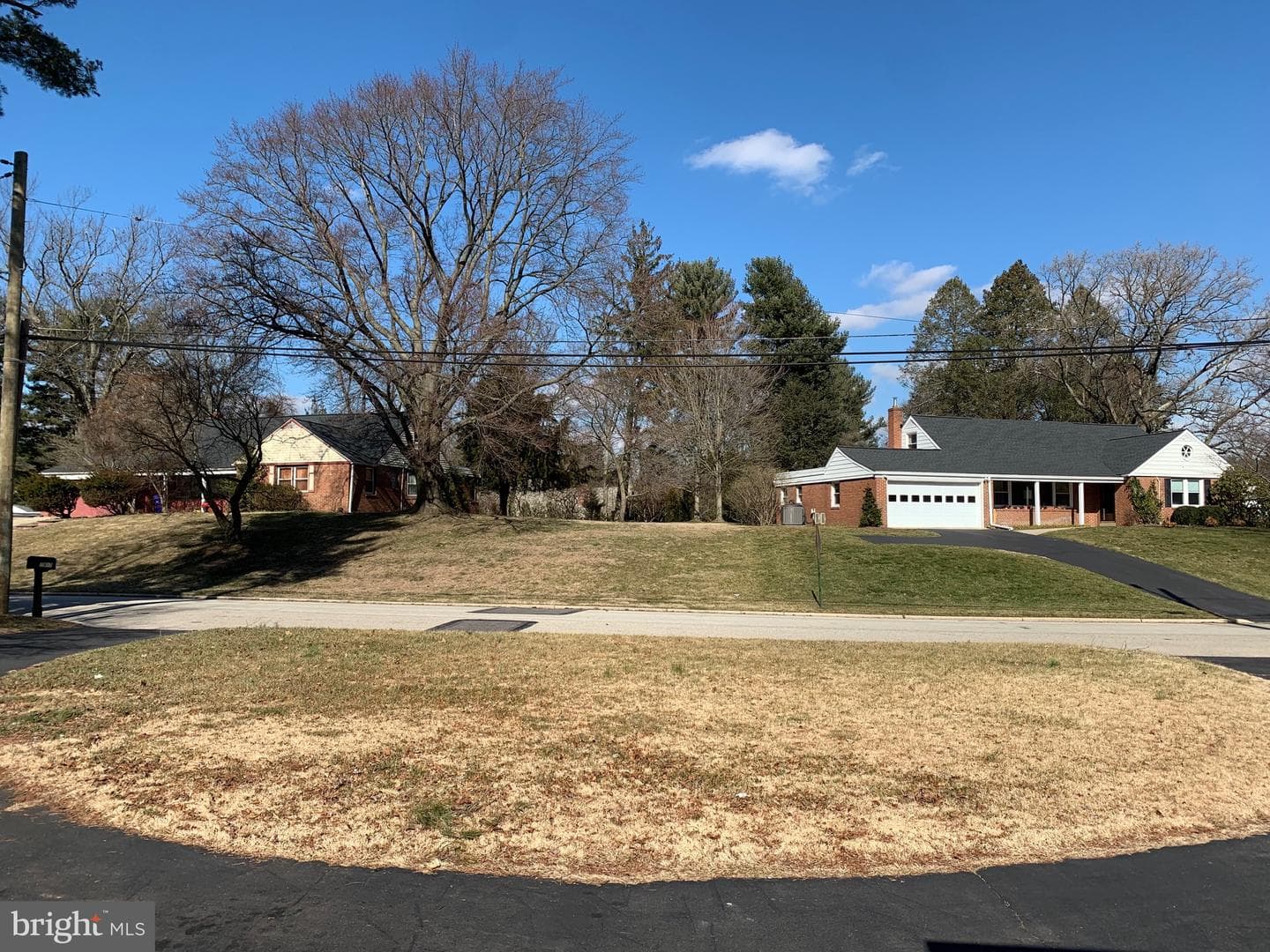7917 Green Lane photo 5