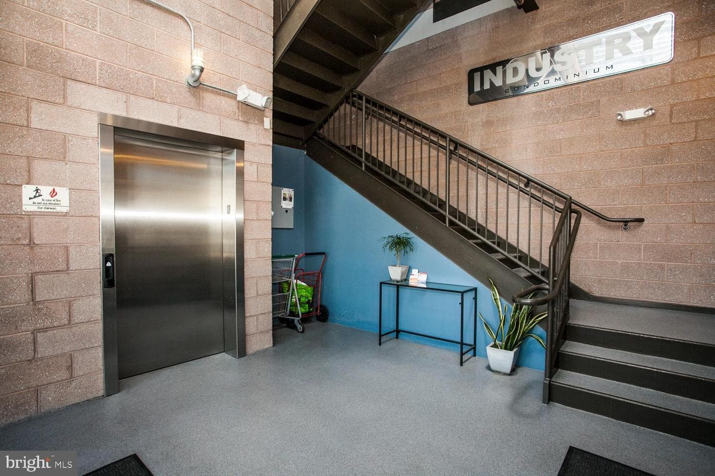 75 Maple Street #101 photo 20