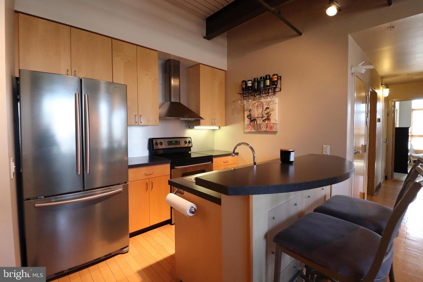 75 Maple Street #101 photo 6