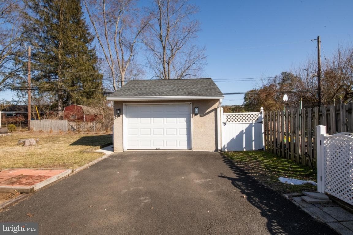 2803 Omega Place photo 24