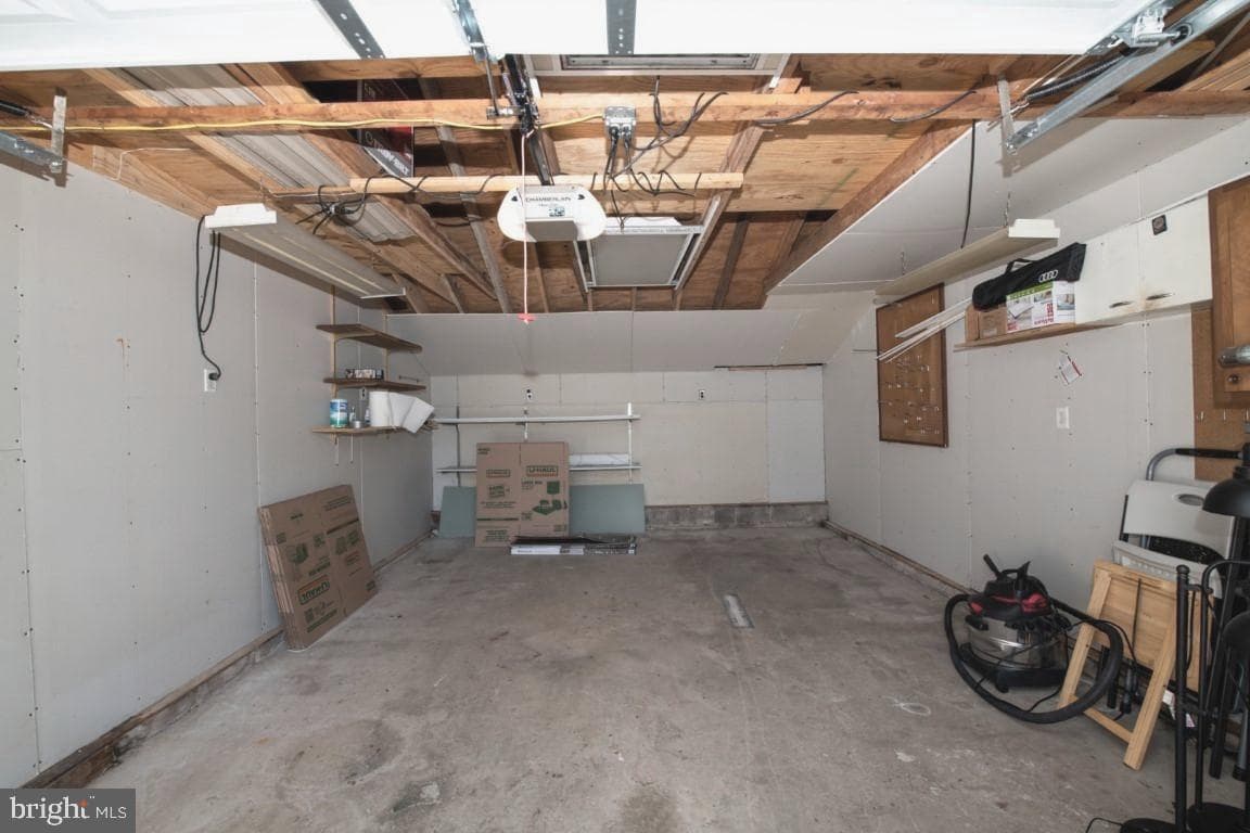 2803 Omega Place photo 25
