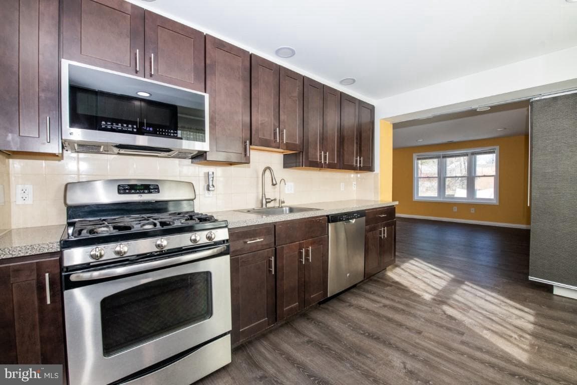 2803 Omega Place photo 7