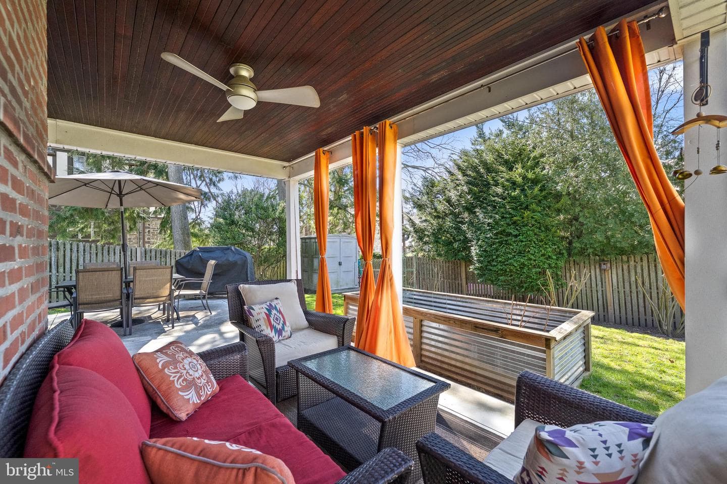 100 Overhill Road photo 3