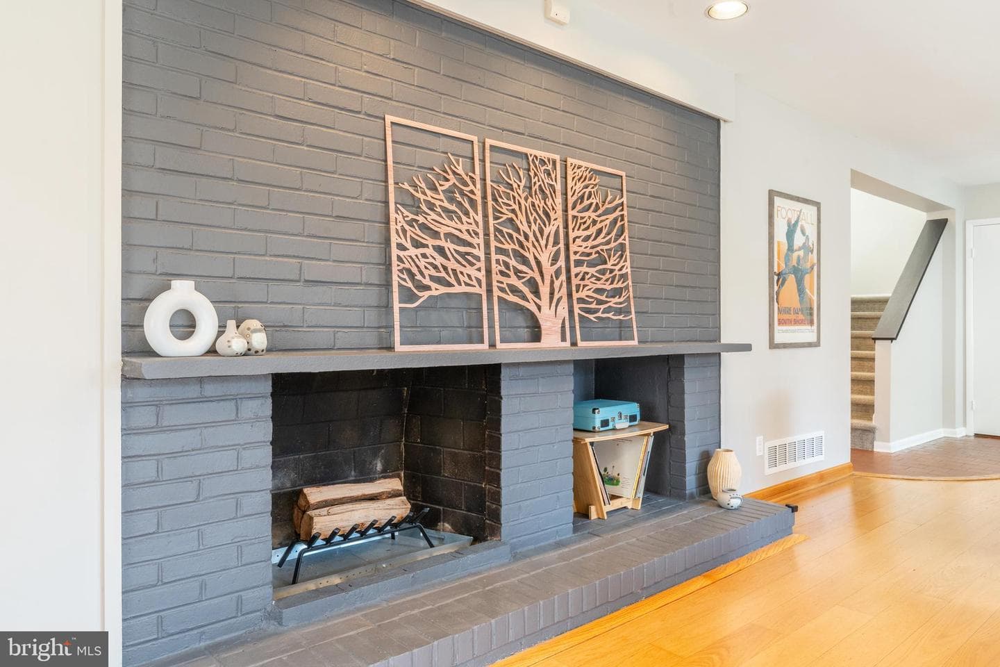 415 S Woodbine Avenue photo 10