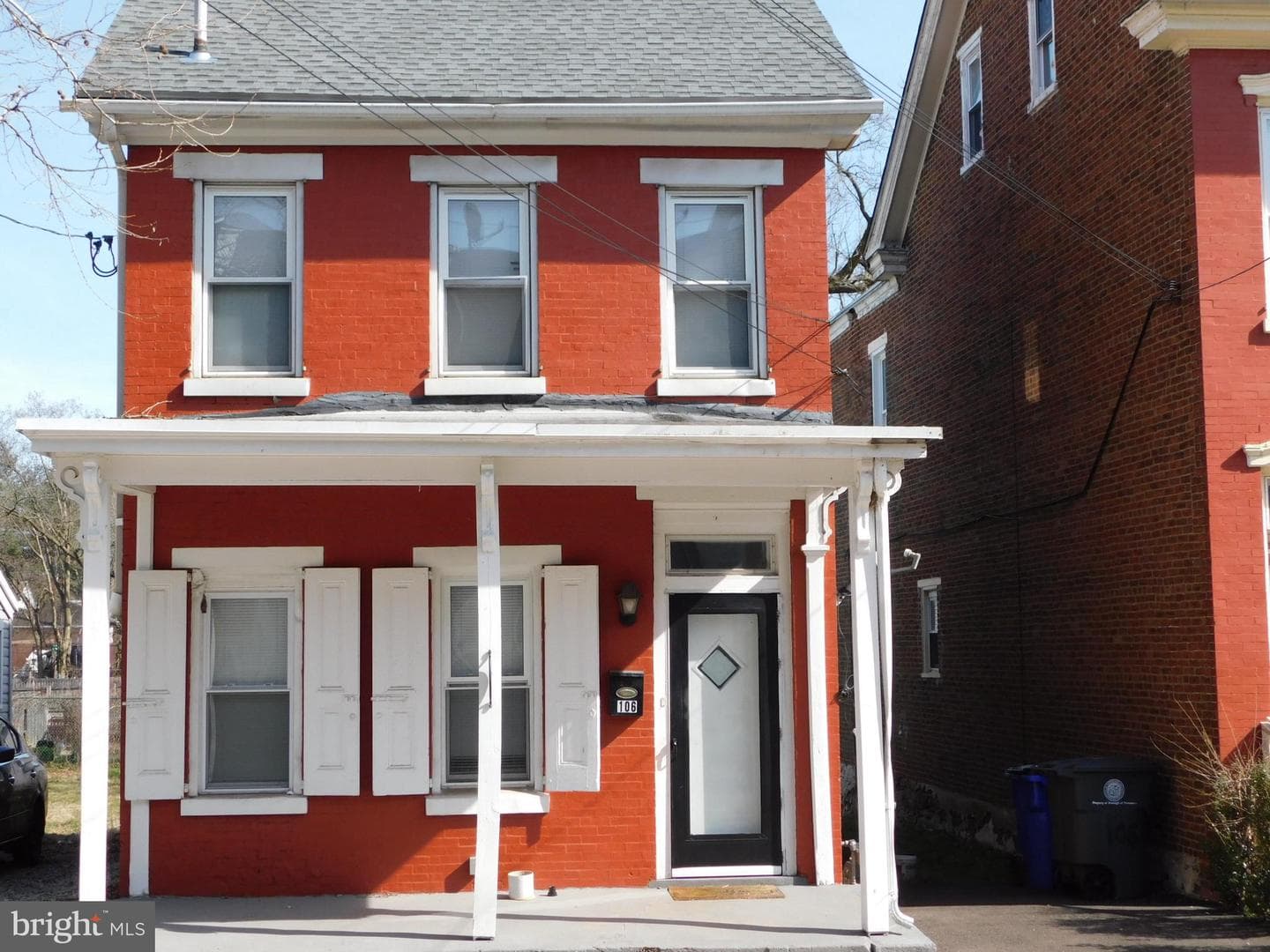 106 N Warren Street
