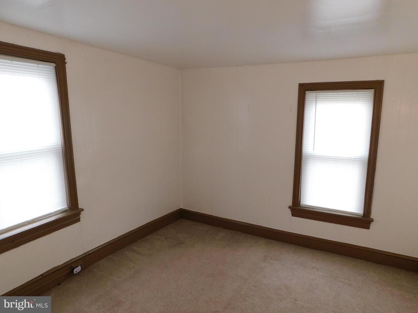 106 N Warren Street photo 17