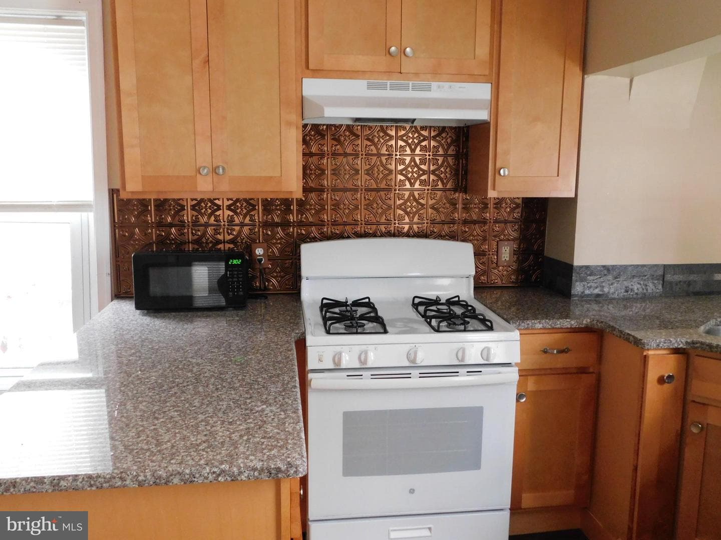 106 N Warren Street photo 8