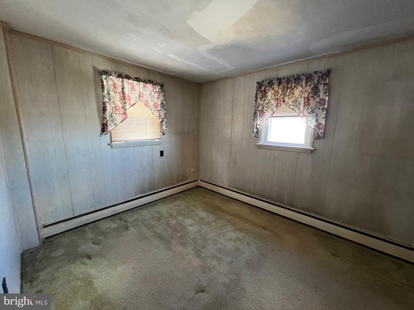 773 Grove Street photo 30
