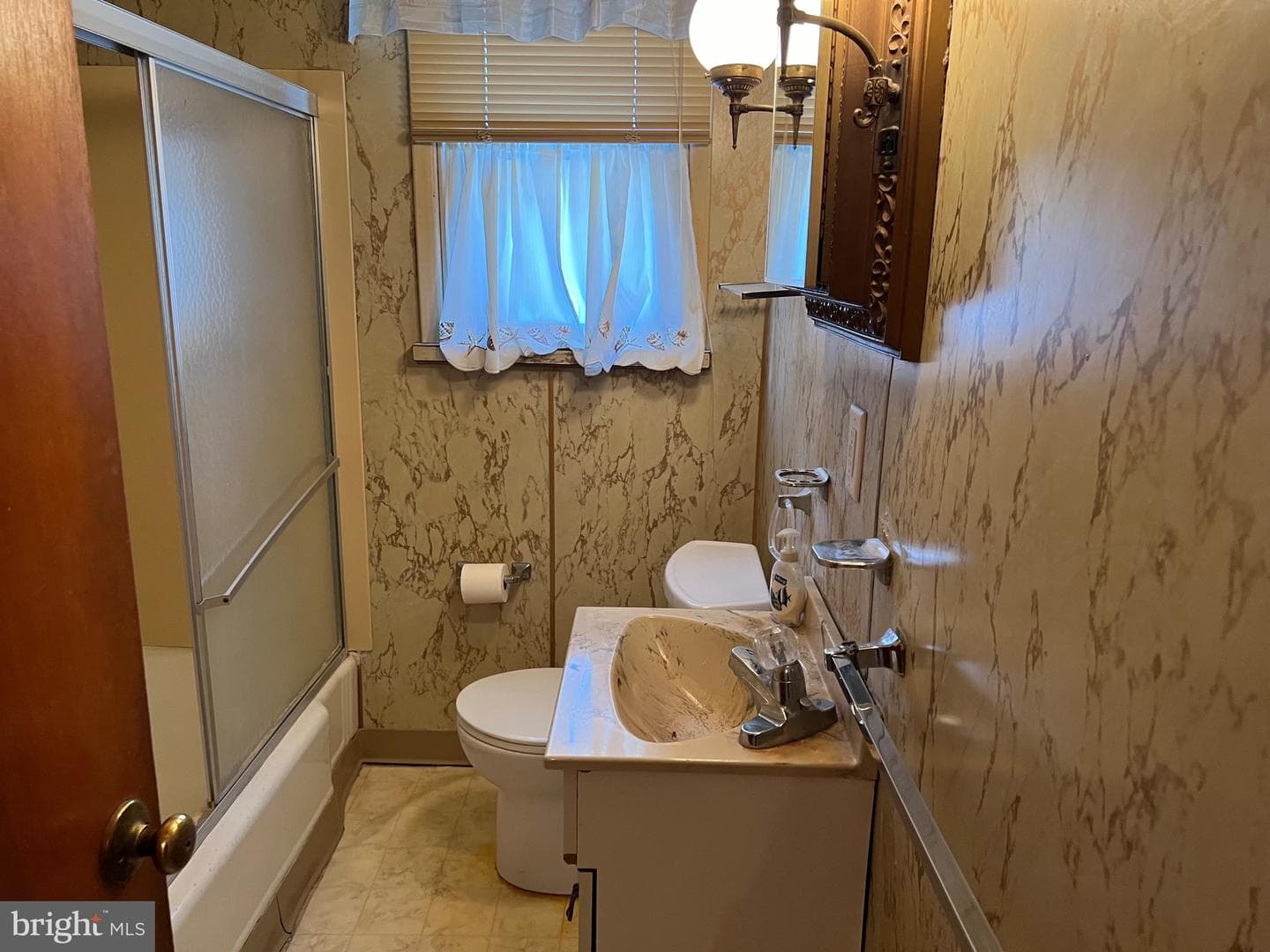 773 Grove Street photo 40