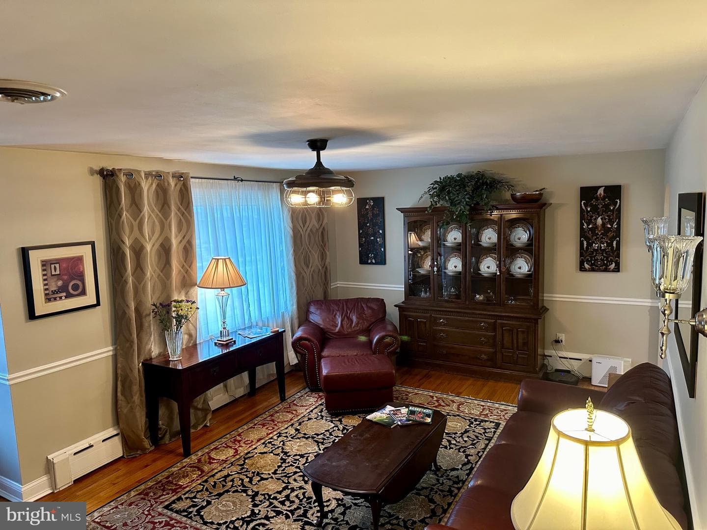 1221 Center Avenue photo 4