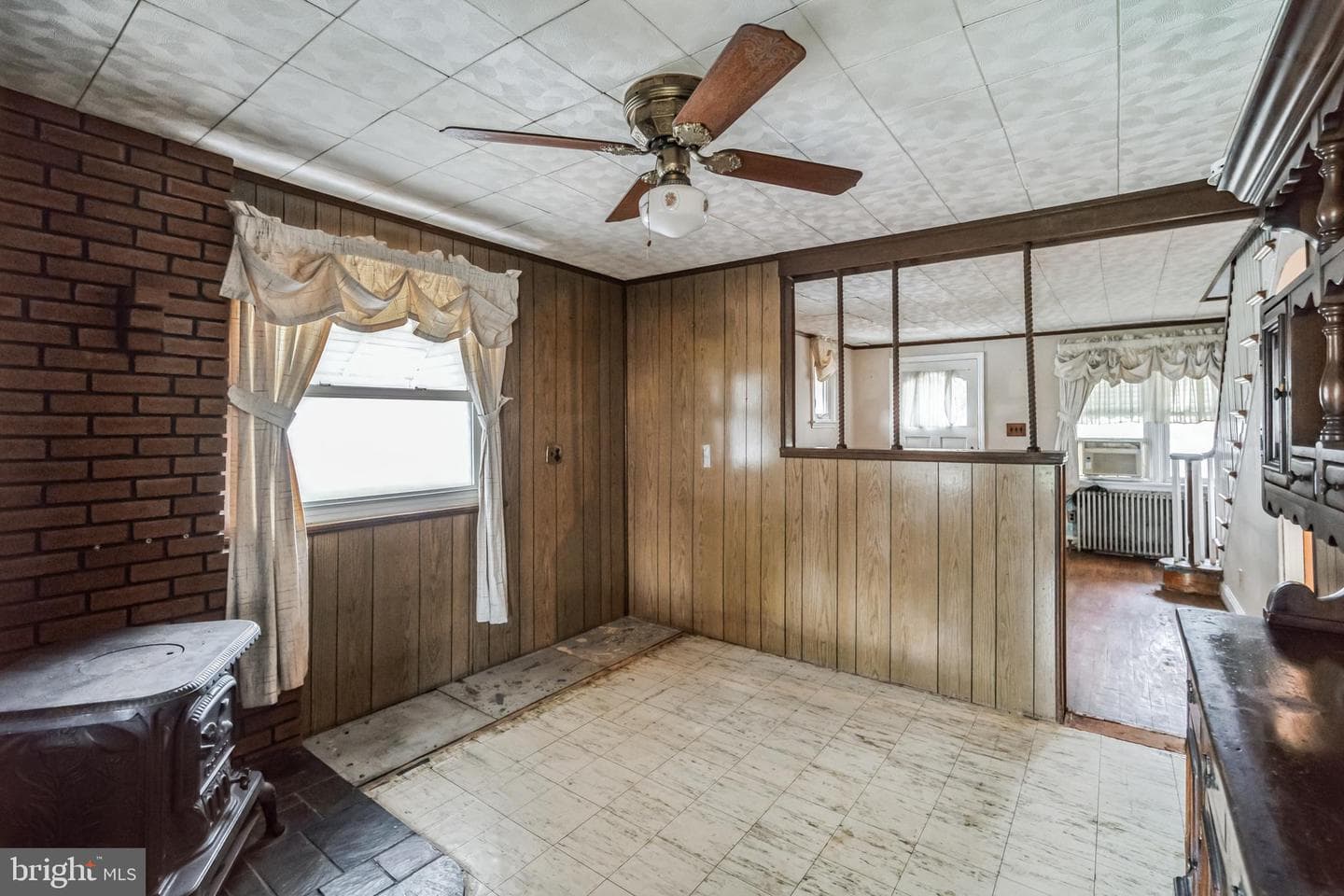 1708 Gallagher Road photo 11