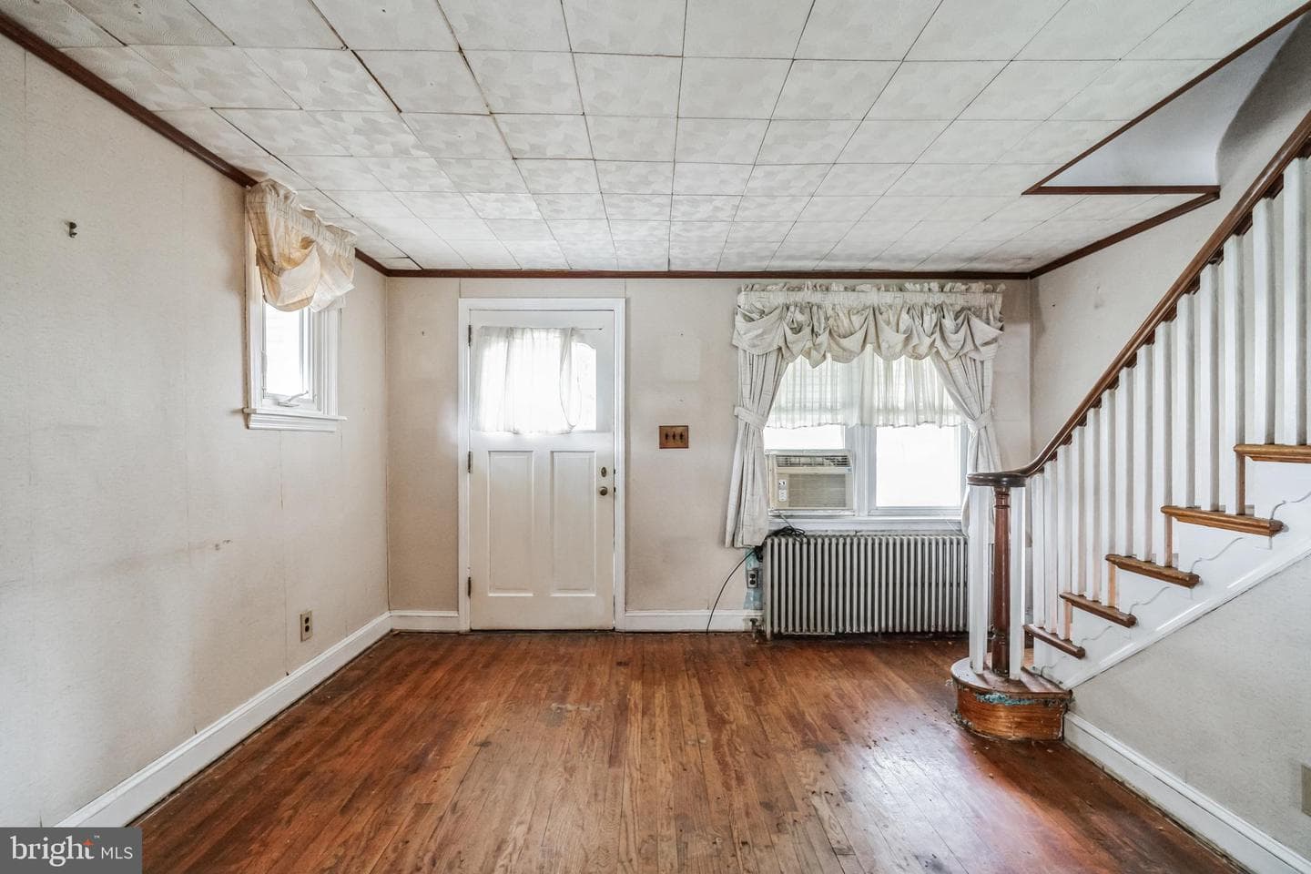 1708 Gallagher Road photo 4