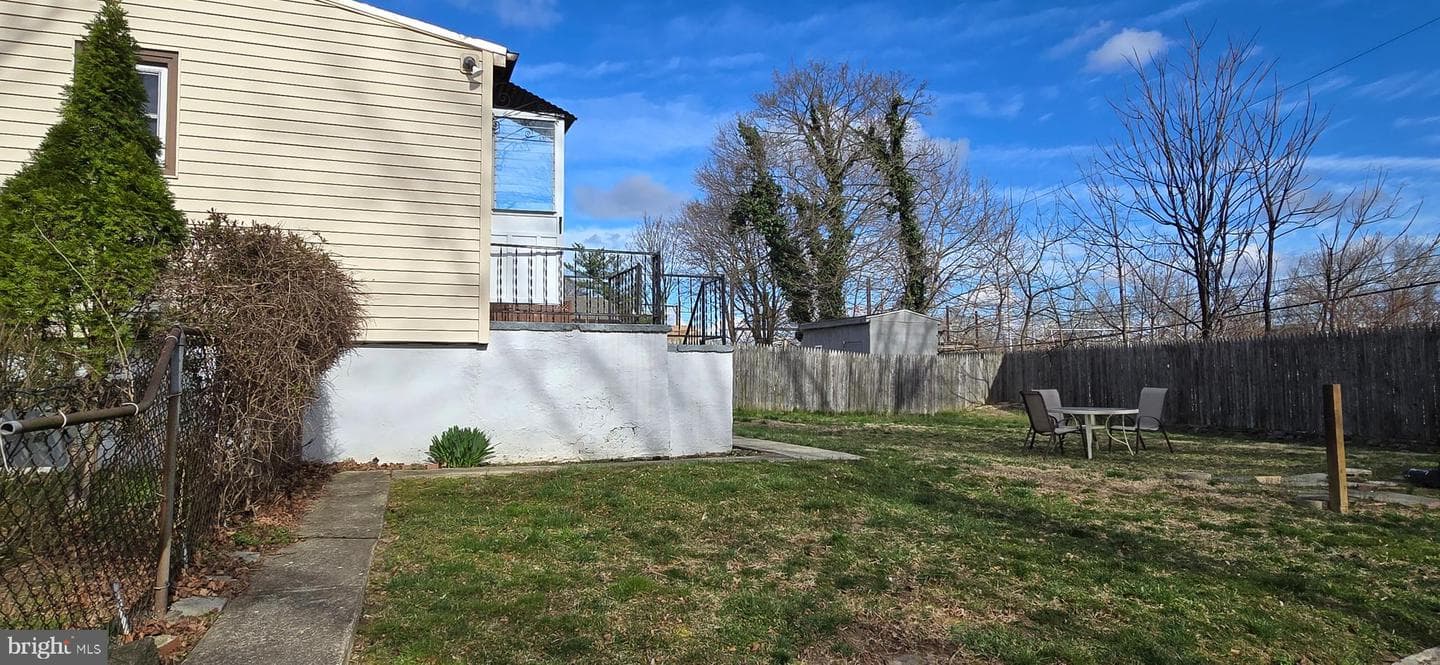 619 Paxson Avenue photo 10