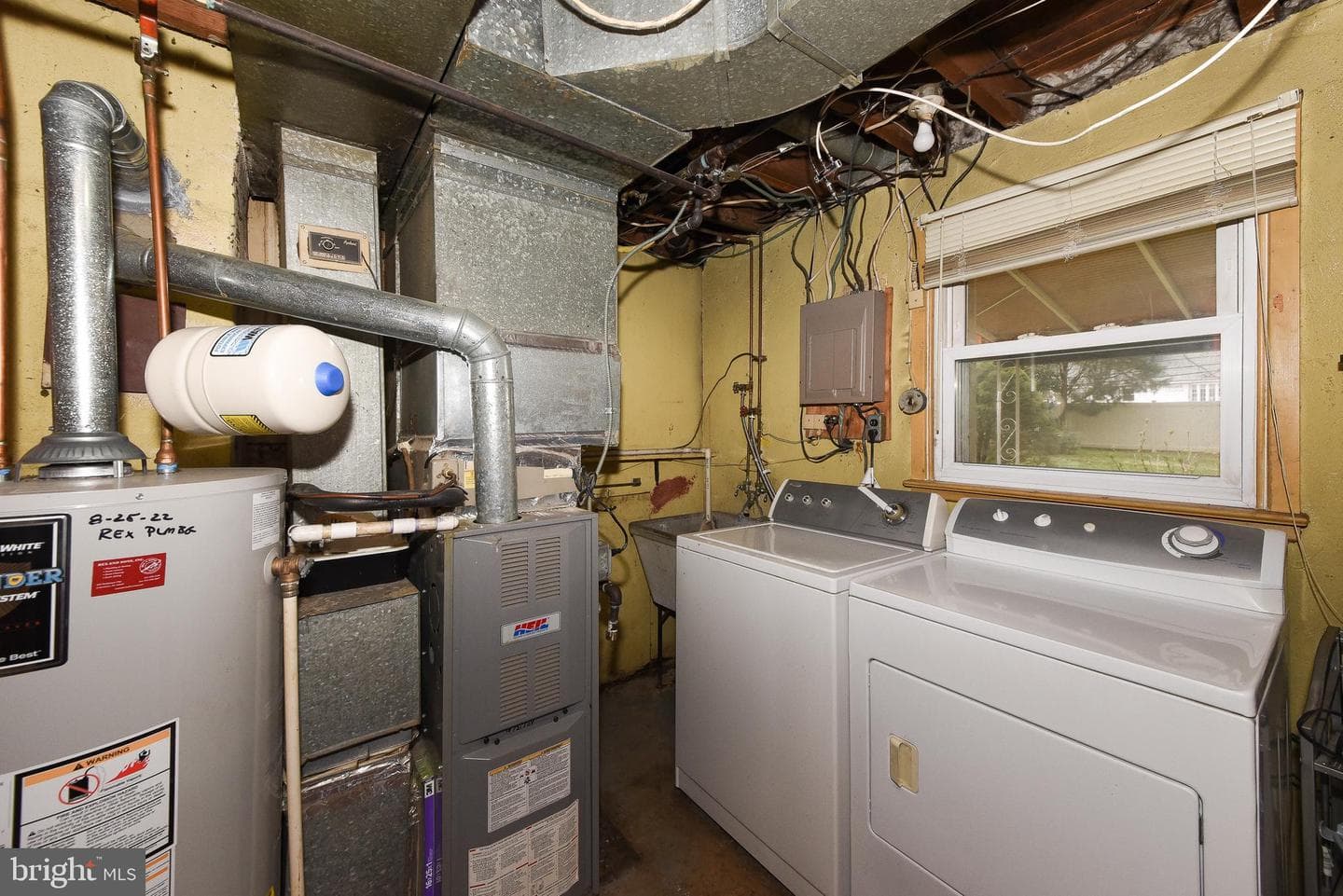 515 Bradford Road photo 32