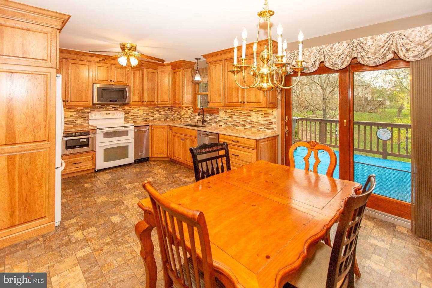362 Jefferson Court photo 5