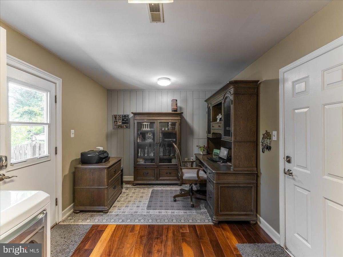 2743 Lantern Lane photo 15