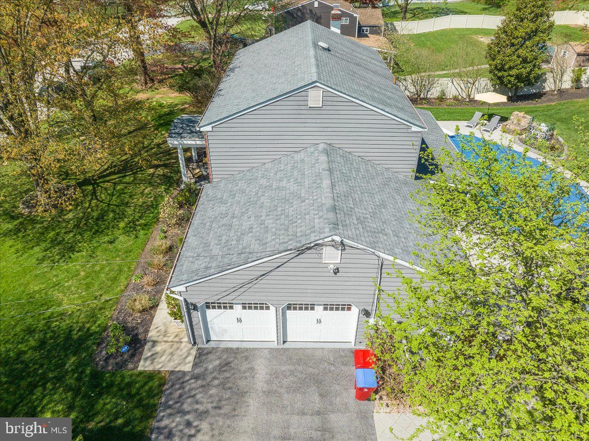 2743 Lantern Lane photo 30