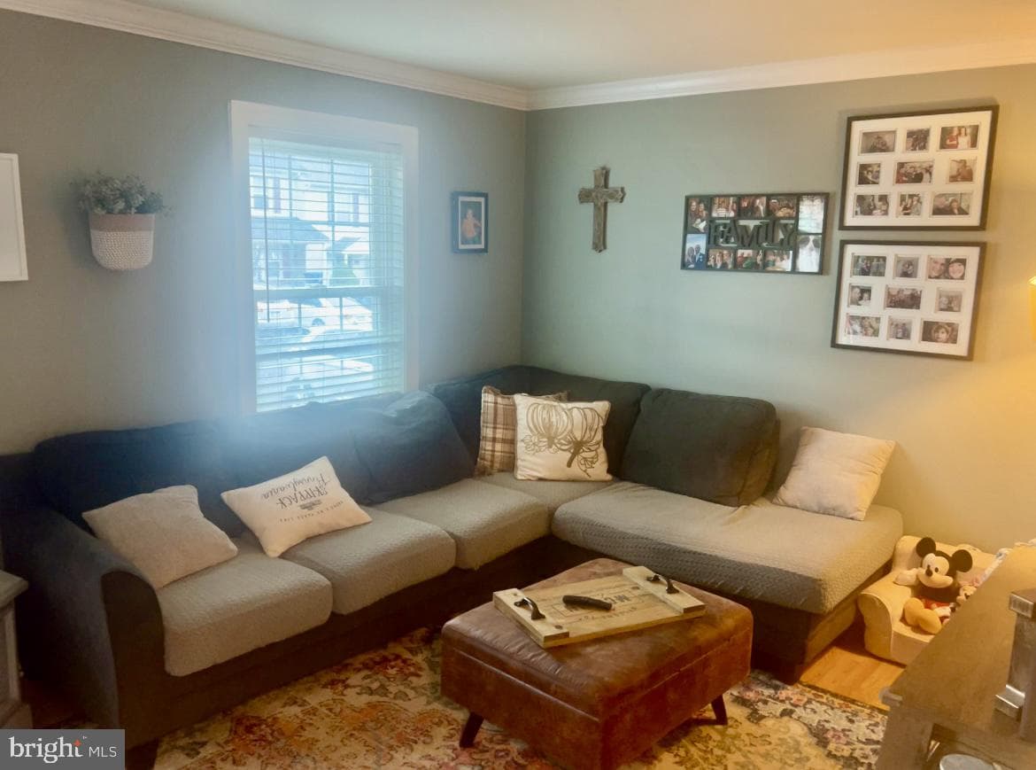 4251 Red Oak Court photo 7