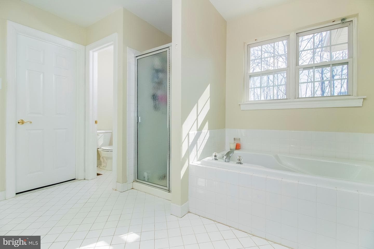 180 Glenwood Avenue photo 15