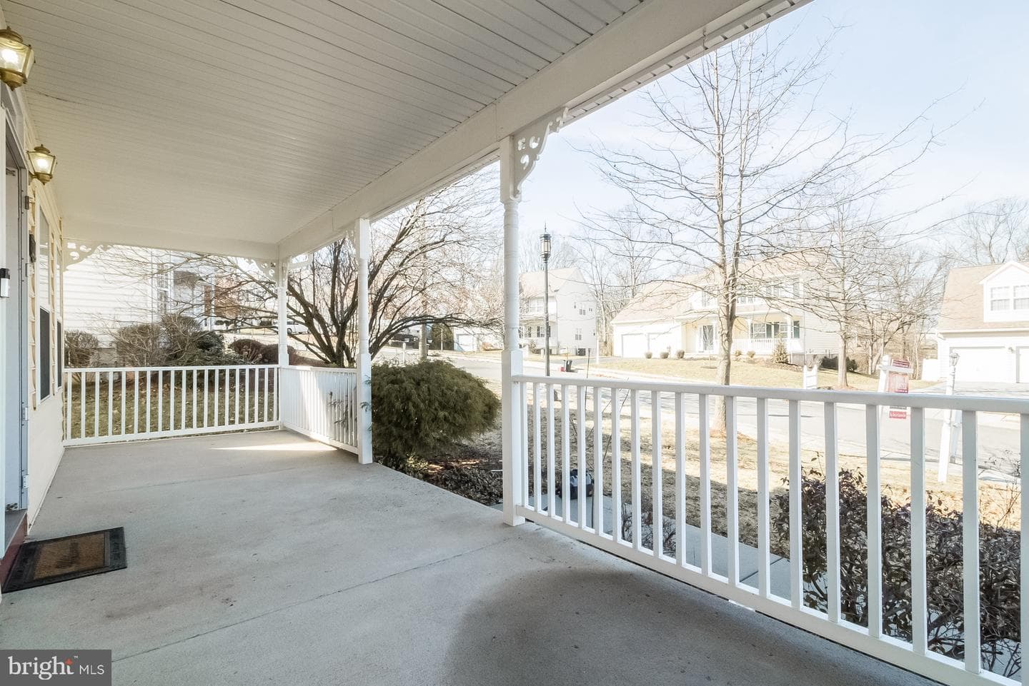 180 Glenwood Avenue photo 2