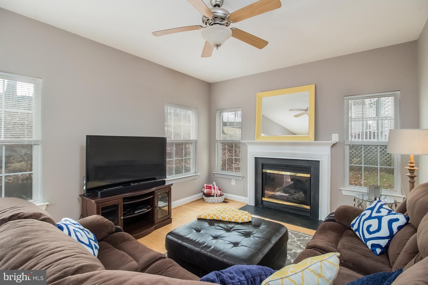 180 Glenwood Avenue photo 8