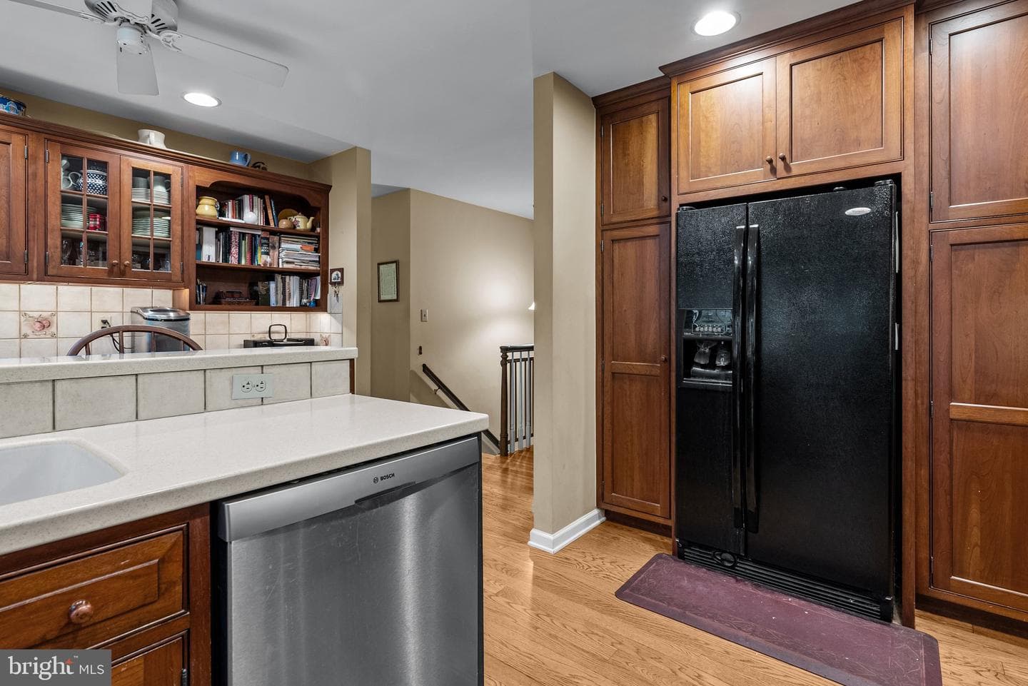 359 Stratford Avenue photo 10