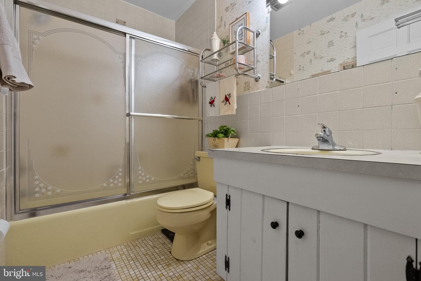 359 Stratford Avenue photo 29