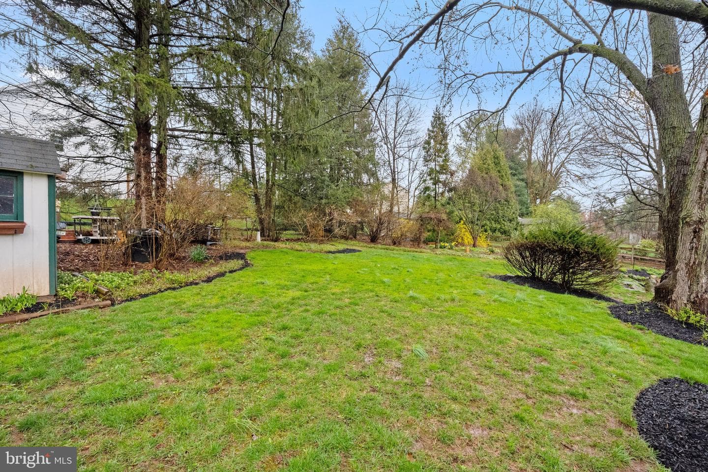 359 Stratford Avenue photo 45