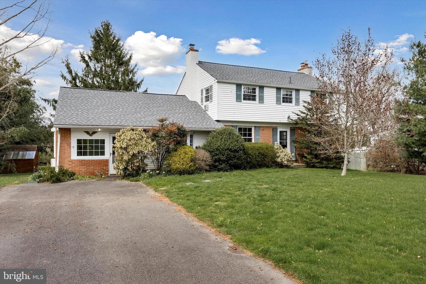 314 Willowbrook Road photo 3
