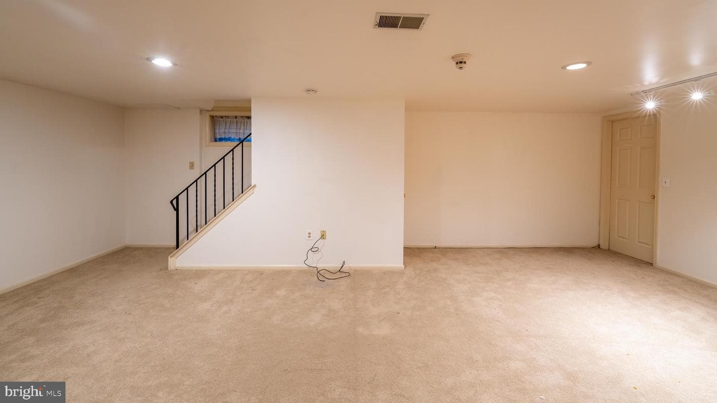 700 Farmington Avenue #54 photo 24