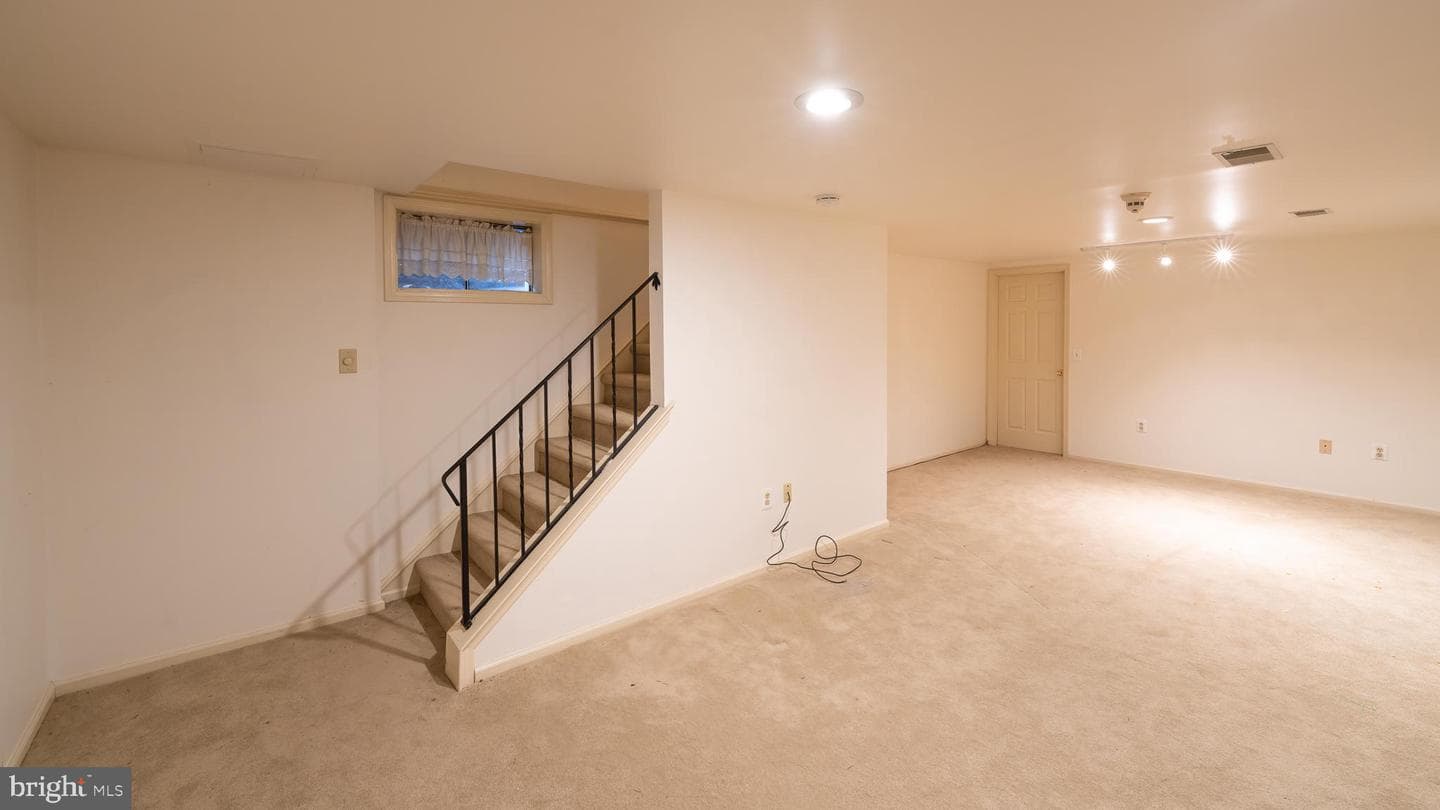 700 Farmington Avenue #54 photo 25