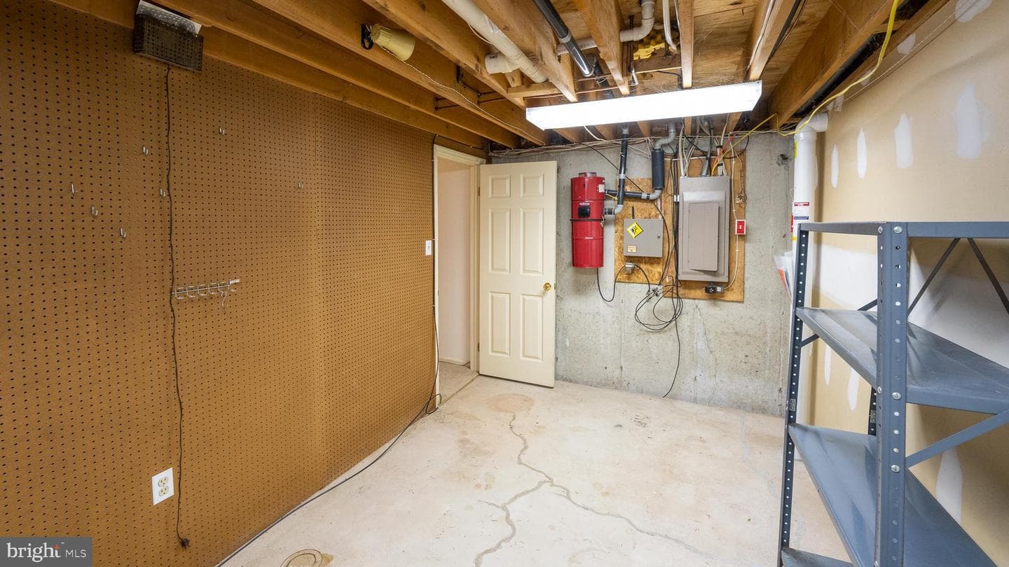 700 Farmington Avenue #54 photo 30