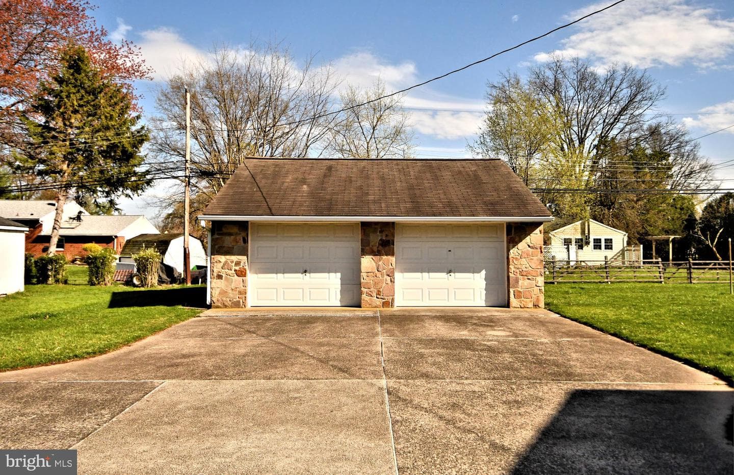 1394 Pine Street photo 34