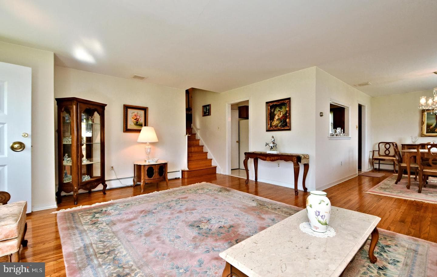 1394 Pine Street photo 4