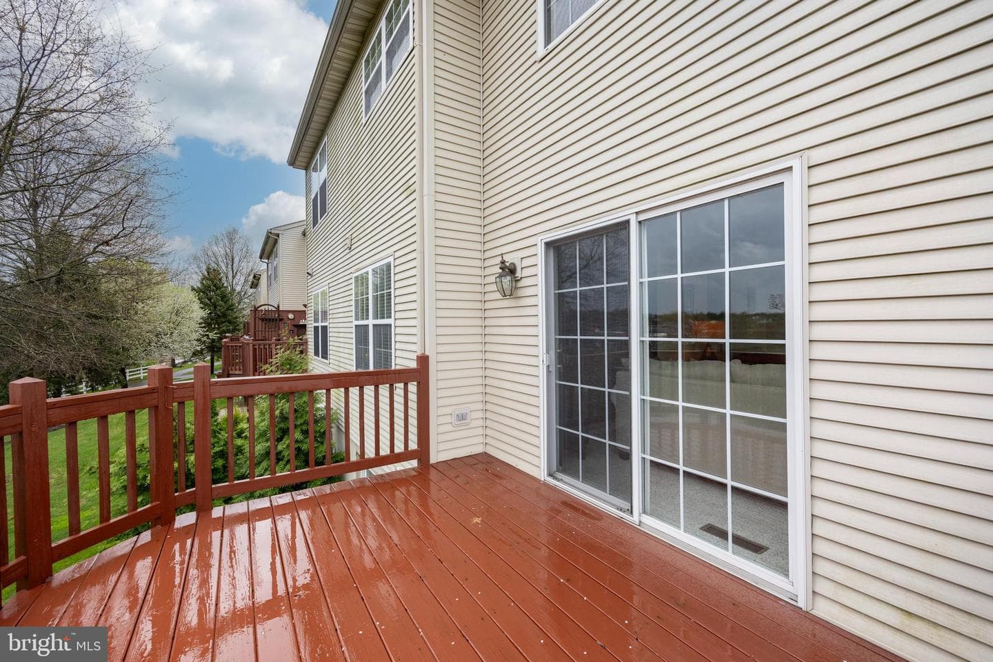 323 Hamilton Drive photo 32