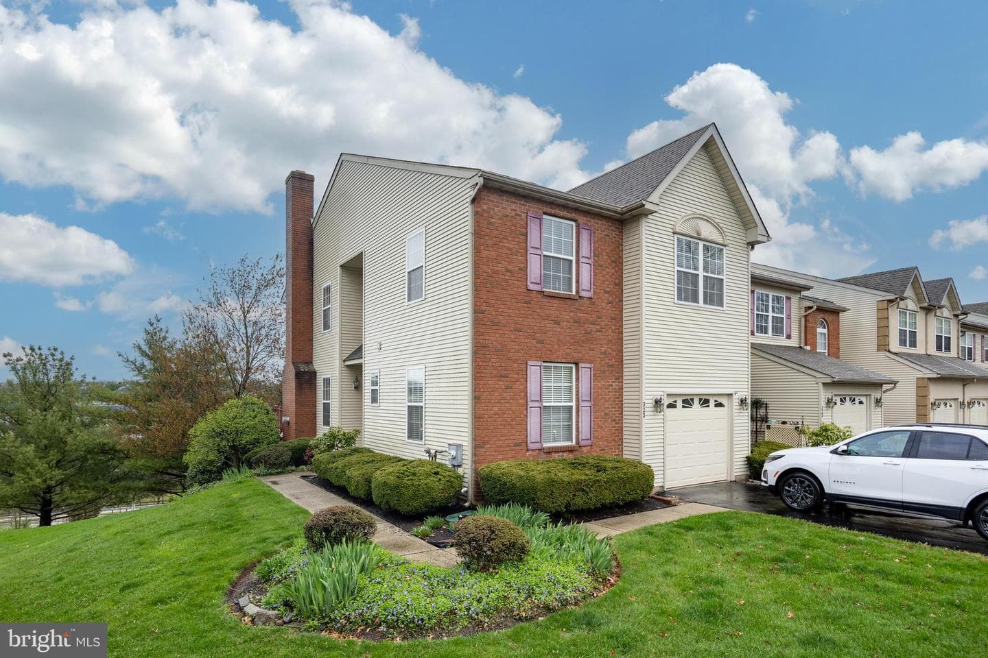 323 Hamilton Drive photo 41