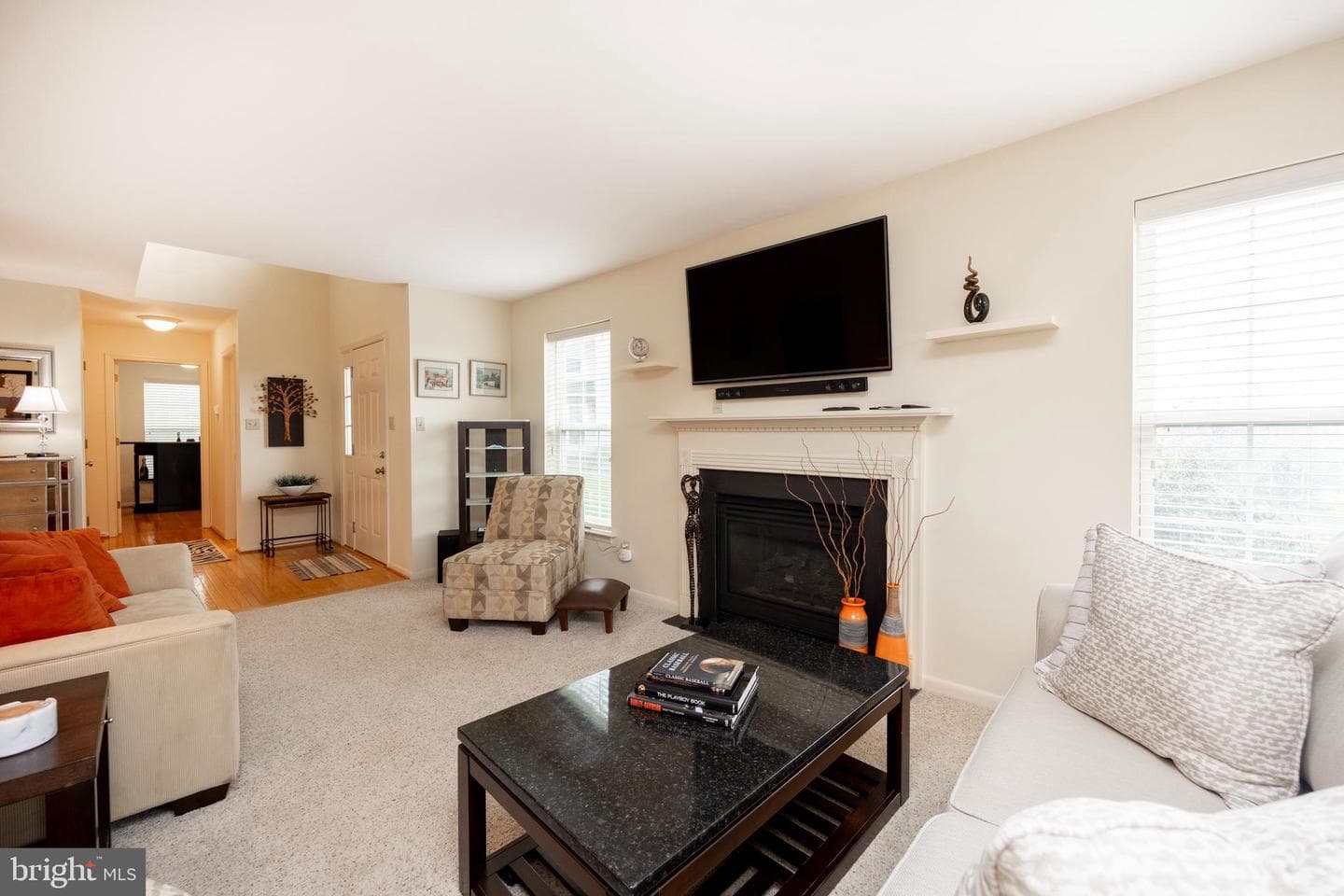 323 Hamilton Drive photo 5