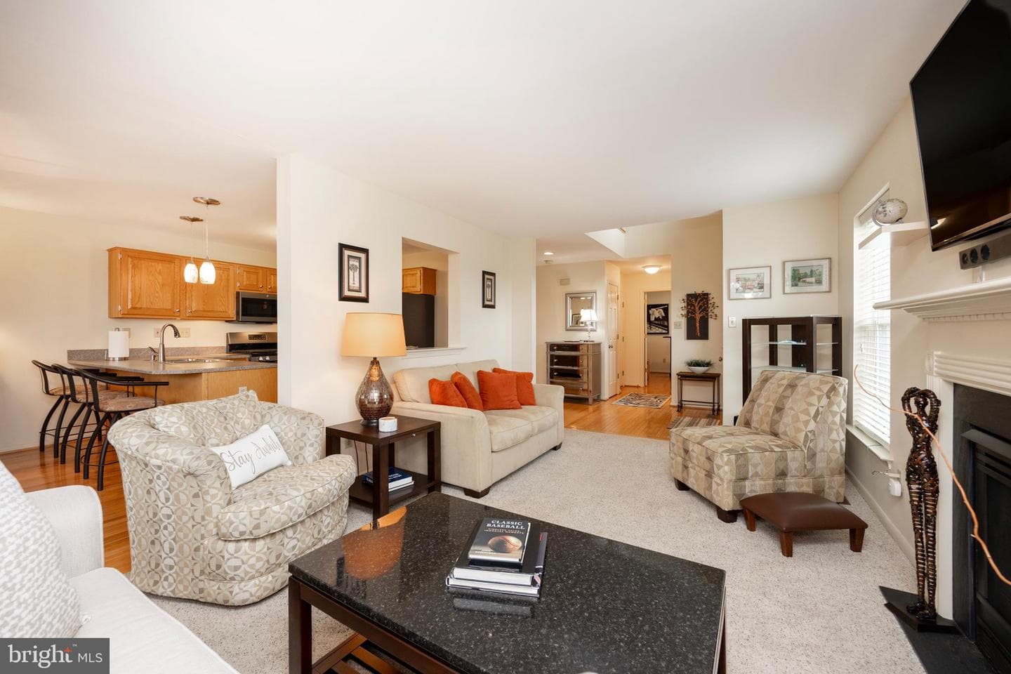 323 Hamilton Drive photo 8