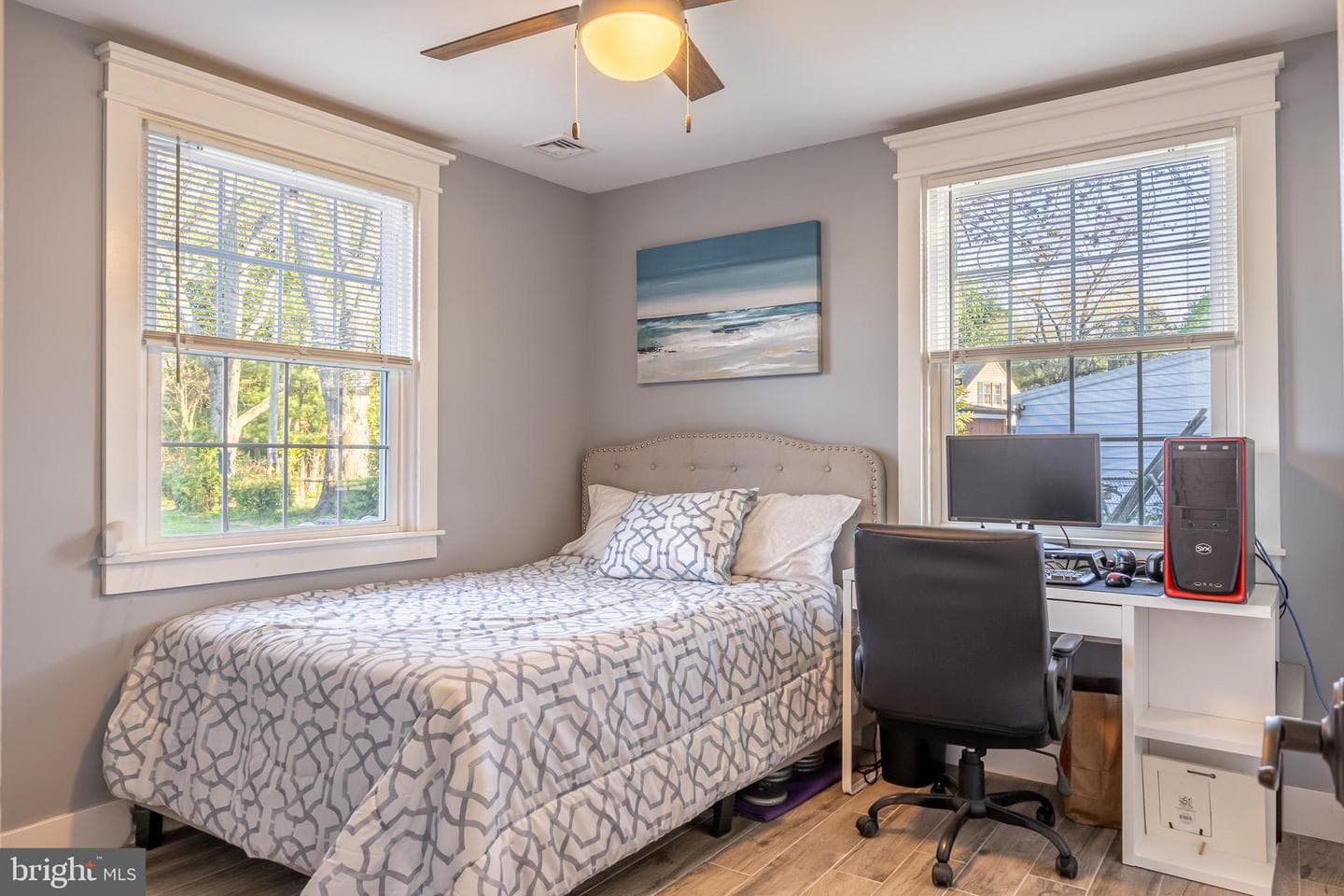 9 Penfield photo 19