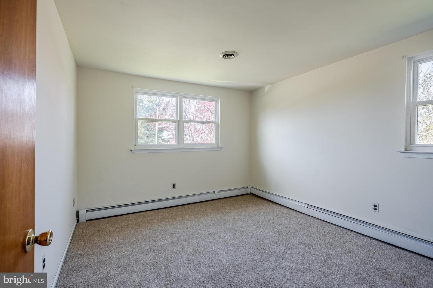 128 E Mount Kirk Avenue photo 28