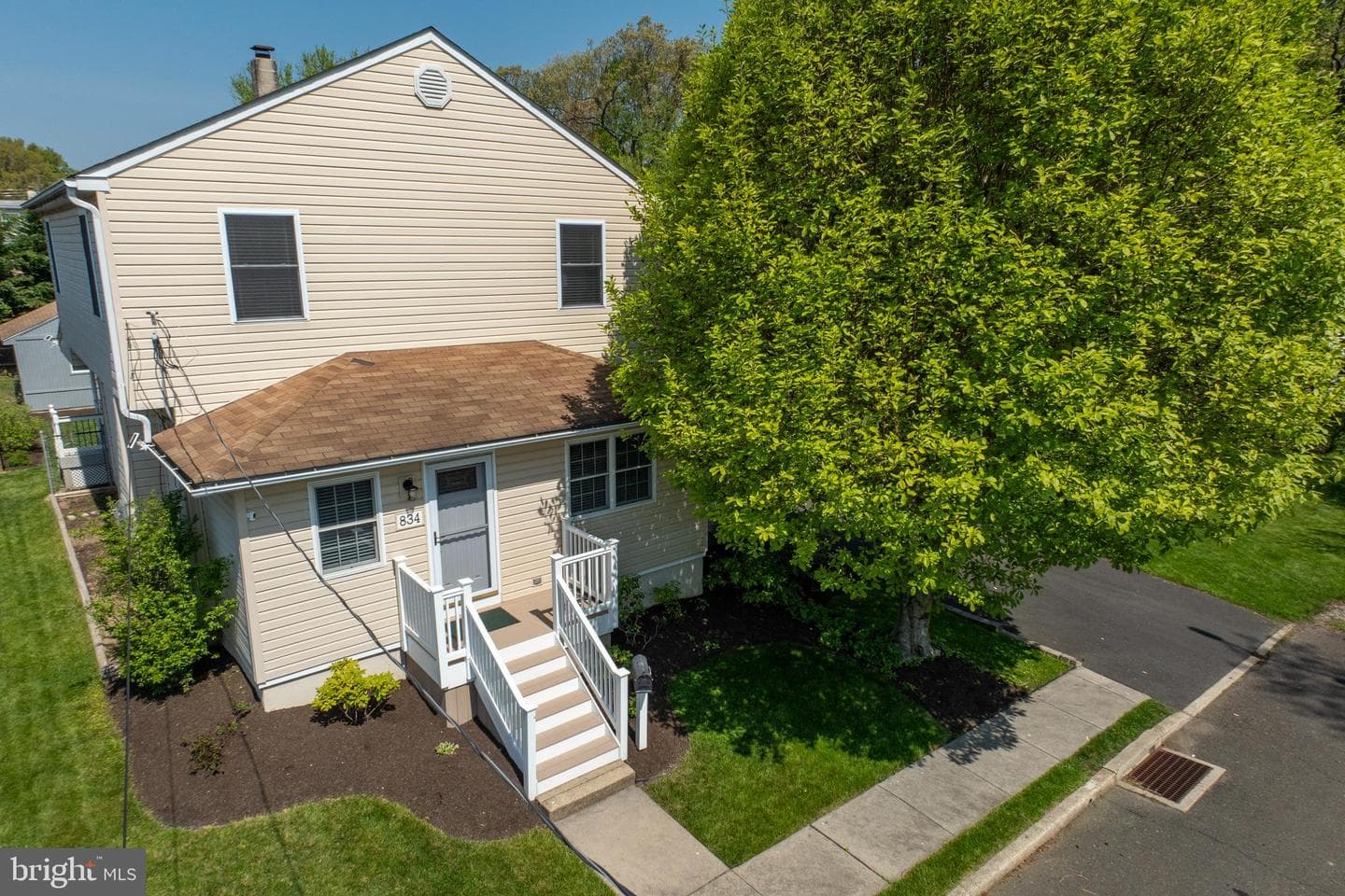 834 Monroe Avenue photo 11