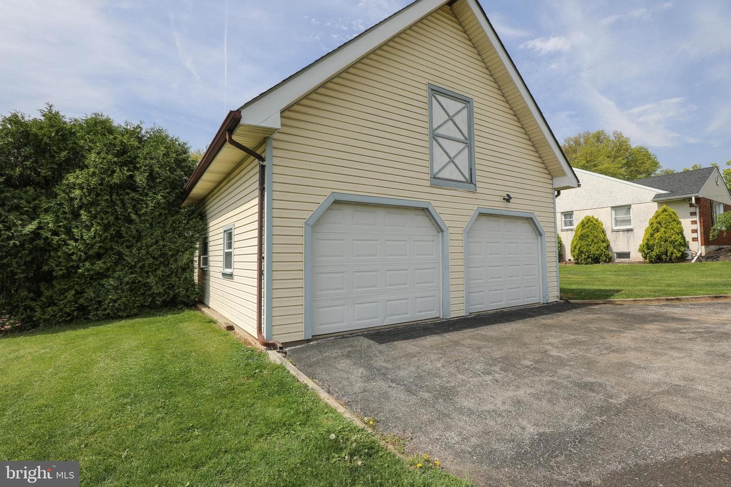 505 W Township Line Road photo 24