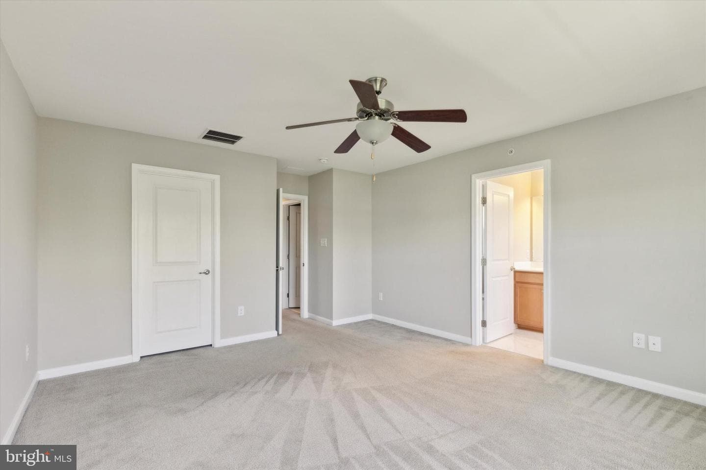 307 Evergreen Way photo 13