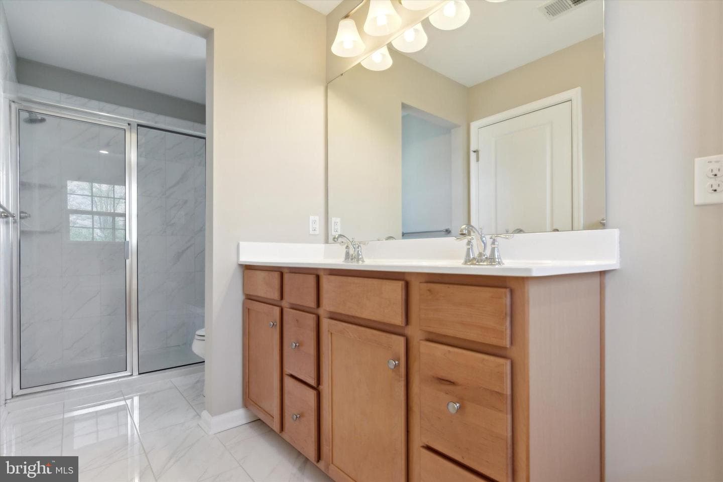 307 Evergreen Way photo 16