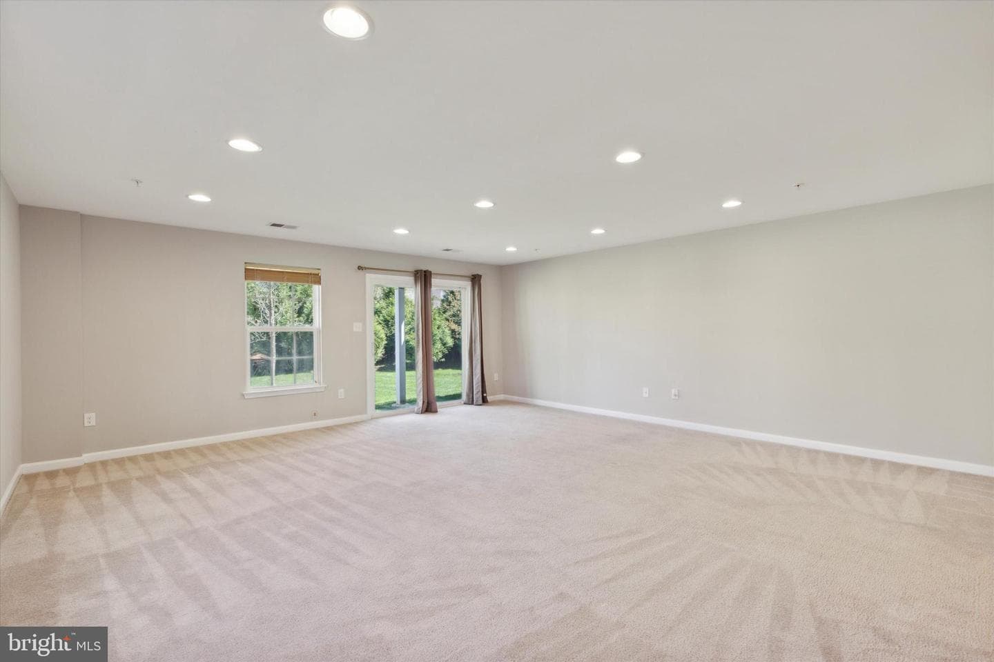 307 Evergreen Way photo 5