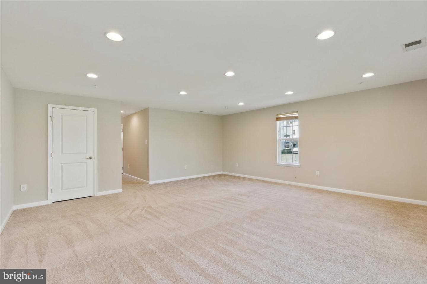 307 Evergreen Way photo 6