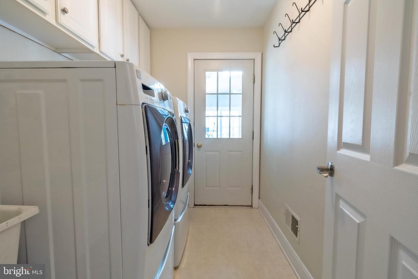 1841 Morgan Lane photo 15
