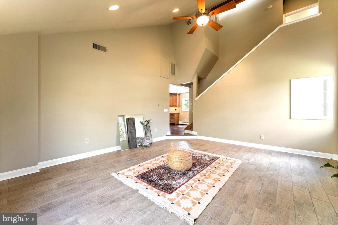 380 Thrush Drive photo 10