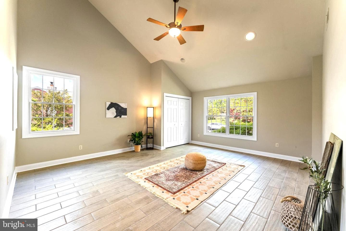380 Thrush Drive photo 9