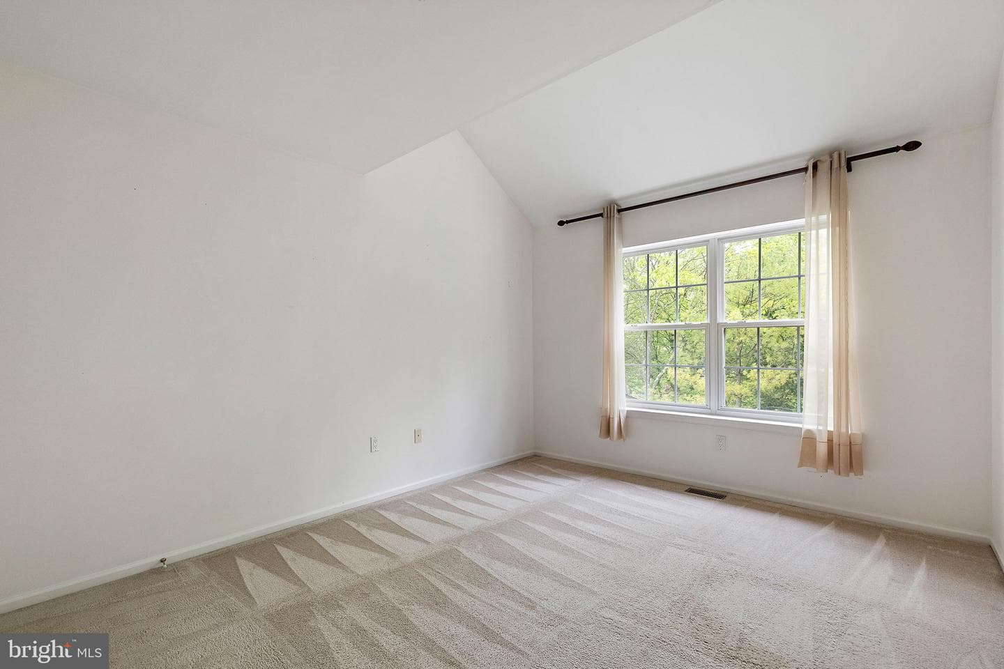 1118 Brians Way photo 20
